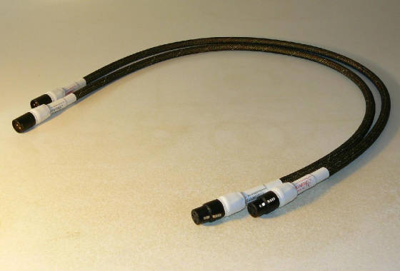 webassets/Cable-XLR.JPG